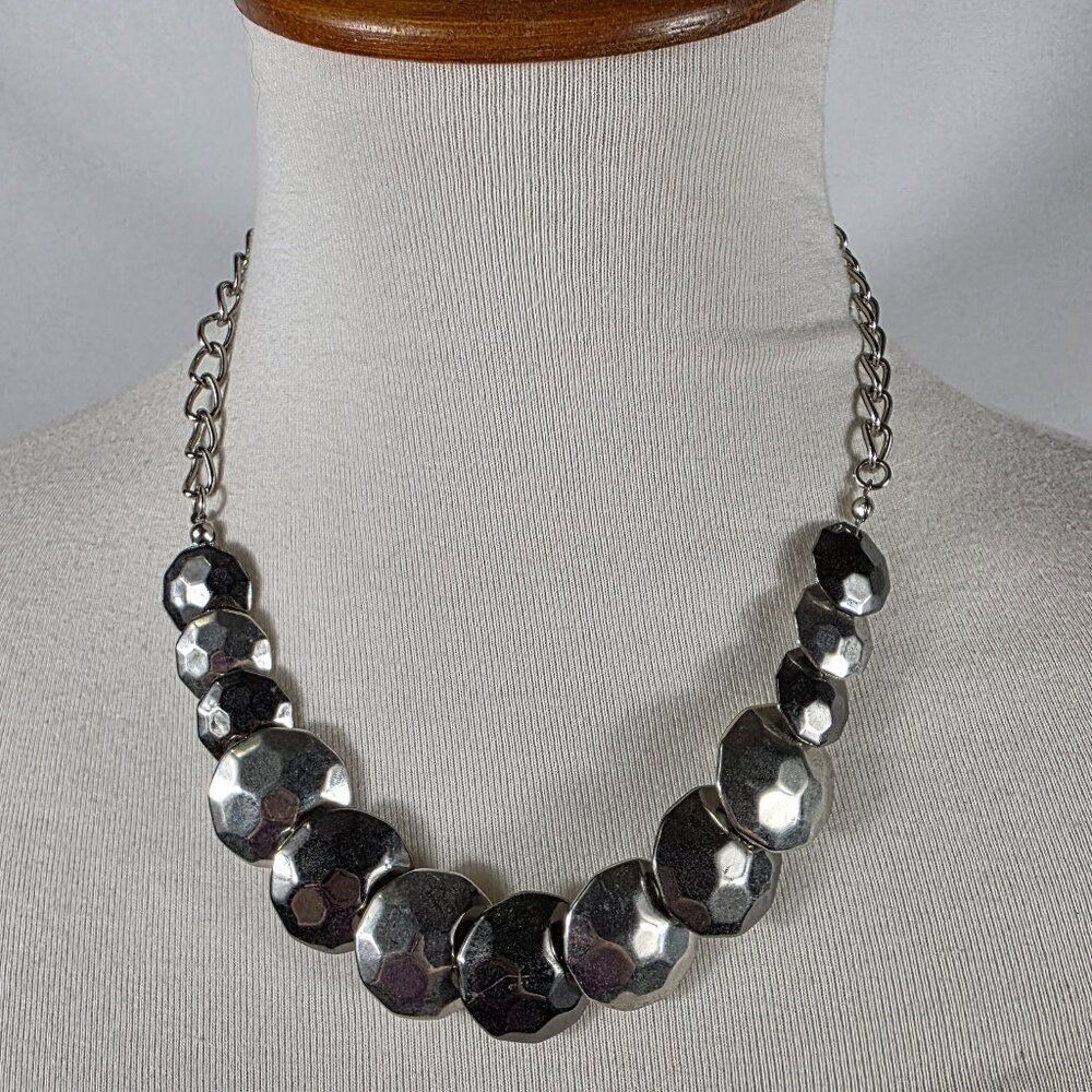 Vintage Silver-Tone Hammered Metal Necklace Circular Dome Beads Statement